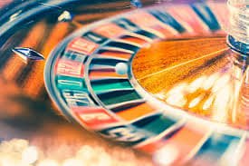 Close-up of a live roulette wheel on gcash jili streamed to a Philippines player's phone screen